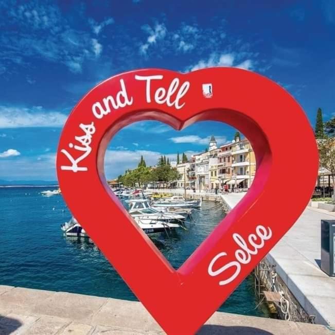 Apartmani Kramar Selce Eksteriør bilde